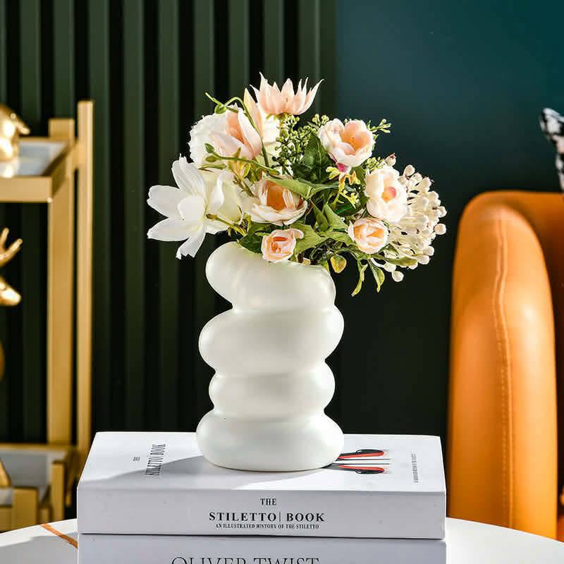 Plastic Flower Vase For Living Room, Office, Balcony- Tabletop Decoration, Creative Flower Arranging Vase